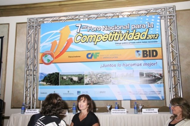 7mo_foro_nacional_de_competitividad_2012_20121114_1148562481